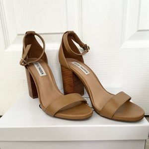 Steve Madden Tan Heels